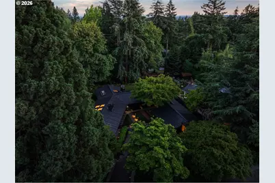 10200 SW Hawthorne Ln, Portland, OR 97225 - Photo 44