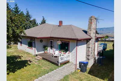 2215 E 16th St, The Dalles, OR 97058 - Photo 2