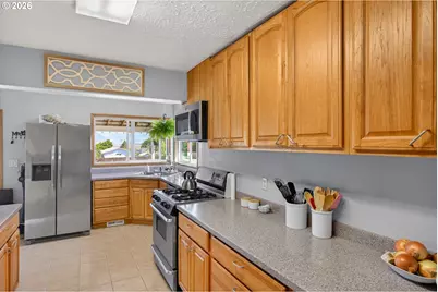 2215 E 16th St, The Dalles, OR 97058 - Photo 24