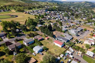 2215 E 16th St, The Dalles, OR 97058 - Photo 12