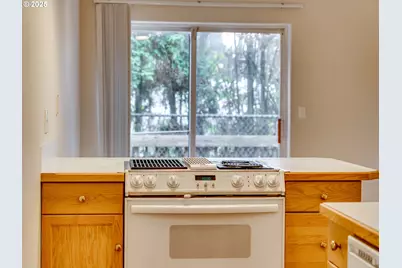 11001 NE 43rd Cir, Vancouver, WA 98682 - Photo 14