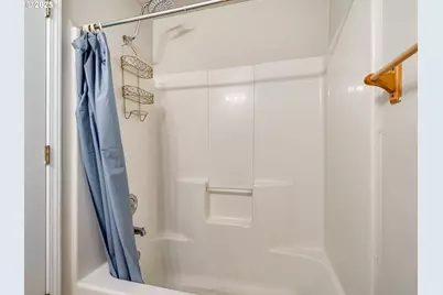 11001 NE 43rd Cir, Vancouver, WA 98682 - Photo 30