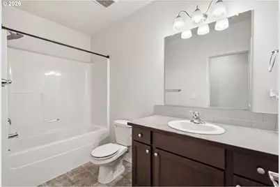 5270 Squirrel St, Springfield, OR 97478 - Photo 12
