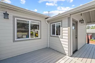 5020 SE Bush St, Portland, OR 97206 - Photo 6