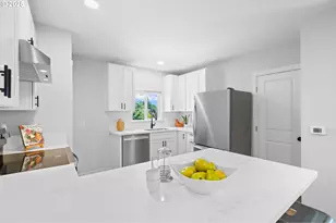 5020 SE Bush St, Portland, OR 97206 - Photo 16