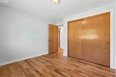 1733 NE Coburn Dr, McMinnville, OR 97128 - Photo 24
