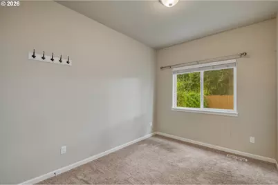 21626 SW Parkin Ln, Beaverton, OR 97003 - Photo 14