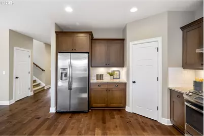 5566 SE Insley St, Portland, OR 97206 - Photo 12