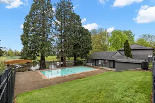 12608 NW Barnes Rd, Portland, OR 97229 - Photo 28