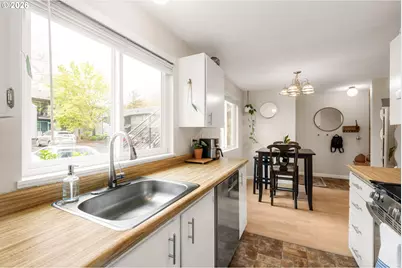 12608 NW Barnes Rd #4, Portland, OR 97229 - Photo 10