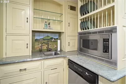 3721 Siskiyou Hwy, Ashland, OR 97520 - Photo 12