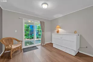 1250 9th St, Florence, OR 97439 - Photo 12