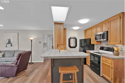 1250 9th St, Florence, OR 97439 - Photo 6