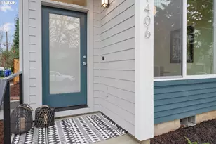 1406 N Jarrett St, Portland, OR 97217 - Photo 2