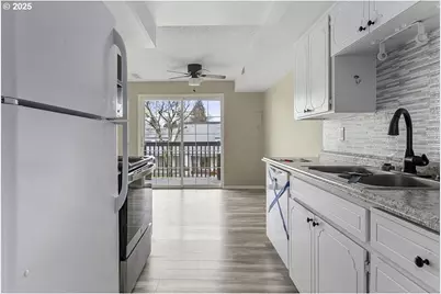 311 NE 85th St #X, Vancouver, WA 98665 - Photo 8