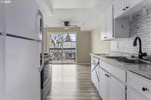 311 NE 85th St, Vancouver, WA 98665 - Photo 8