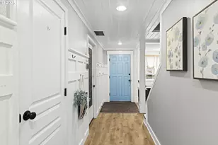 19230 SW Prospect Pl, Beaverton, OR 97078 - Photo 6