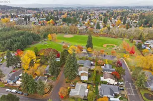 19230 SW Prospect Pl, Beaverton, OR 97078 - Photo 42