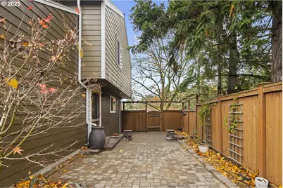 19230 SW Prospect Pl, Beaverton, OR 97078 - Photo 32