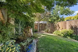 1475 Green Acres Rd, Eugene, OR 97408 - Photo 26