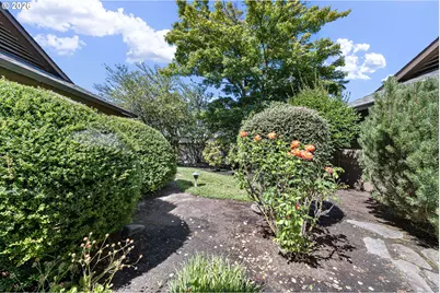 1475 Green Acres Rd #132, Eugene, OR 97408 - Photo 36
