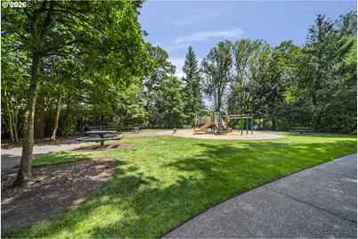 1421 NE Market Dr, Fairview, OR 97024 - Photo 28