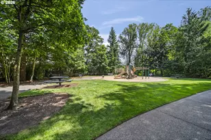 1421 NE Market Dr, Fairview, OR 97024 - Photo 28