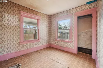 6356 N Denver Ave, Portland, OR 97217 - Photo 12