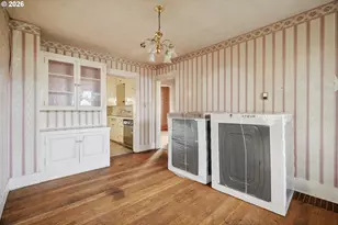 6356 N Denver Ave, Portland, OR 97217 - Photo 2