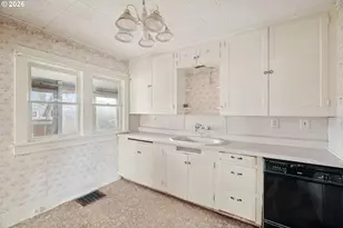 6356 N Denver Ave, Portland, OR 97217 - Photo 8