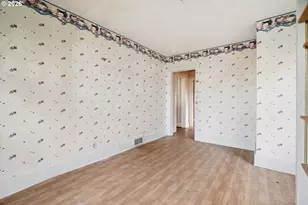 6356 N Denver Ave, Portland, OR 97217 - Photo 10