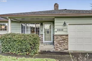 3540 SE 160th Ave, Portland, OR 97236 - Photo 2