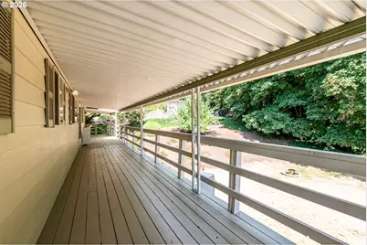 2337 W Hills Dr, Longview, WA 98632 - Photo 30