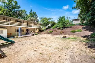 2337 W Hills Dr, Longview, WA 98632 - Photo 26