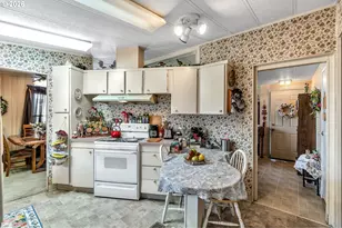 2511 SE River Rd, Hillsboro, OR 97123 - Photo 16