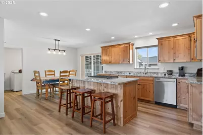 3721 Joe Ave, Roseburg, OR 97471 - Photo 8