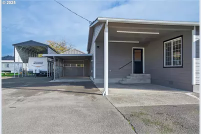 3721 Joe Ave, Roseburg, OR 97471 - Photo 40