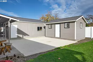 3721 Joe Ave, Roseburg, OR 97471 - Photo 26