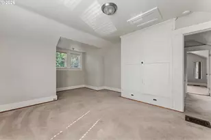 906 NE 24th Ave, Portland, OR 97232 - Photo 20