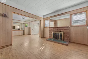 906 NE 24th Ave, Portland, OR 97232 - Photo 8