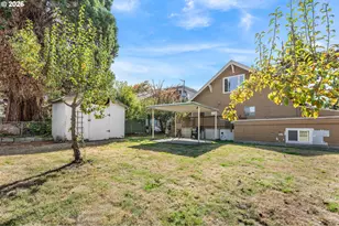 906 NE 24th Ave, Portland, OR 97232 - Photo 24