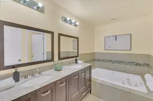 8801 SW Stono Dr, Tualatin, OR 97062 - Photo 18