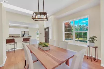8801 SW Stono Dr, Tualatin, OR 97062 - Photo 6
