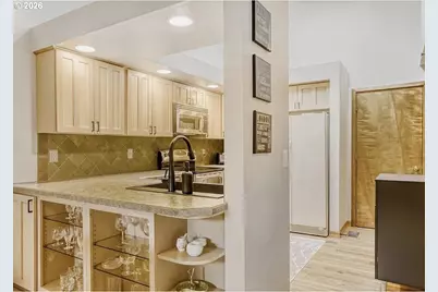 1149 Cayuse Cir, Salem, OR 97306 - Photo 12