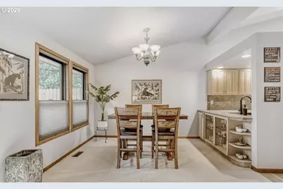 1149 Cayuse Cir, Salem, OR 97306 - Photo 10