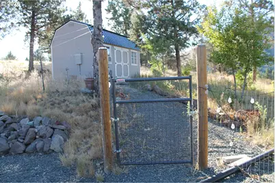 61897 Dog Patch Ln, John Day, OR 97845 - Photo 8