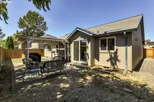 206 Hauser Ct, Molalla, OR 97038 - Photo 34