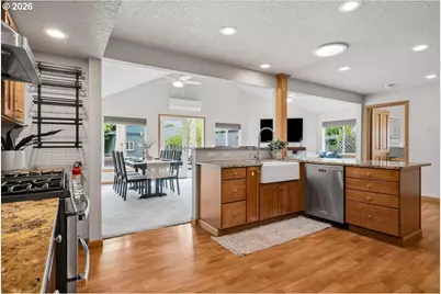 5030 SE 49th Ave, Portland, OR 97206 - Photo 8