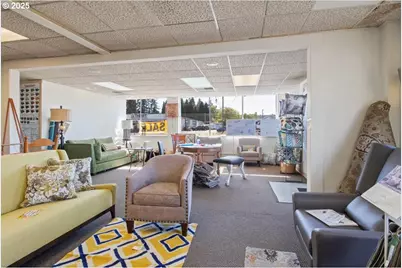 19230 SE McLoughlin Blvd, Gladstone, OR 97027 - Photo 18