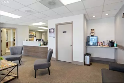 19230 SE McLoughlin Blvd, Gladstone, OR 97027 - Photo 6